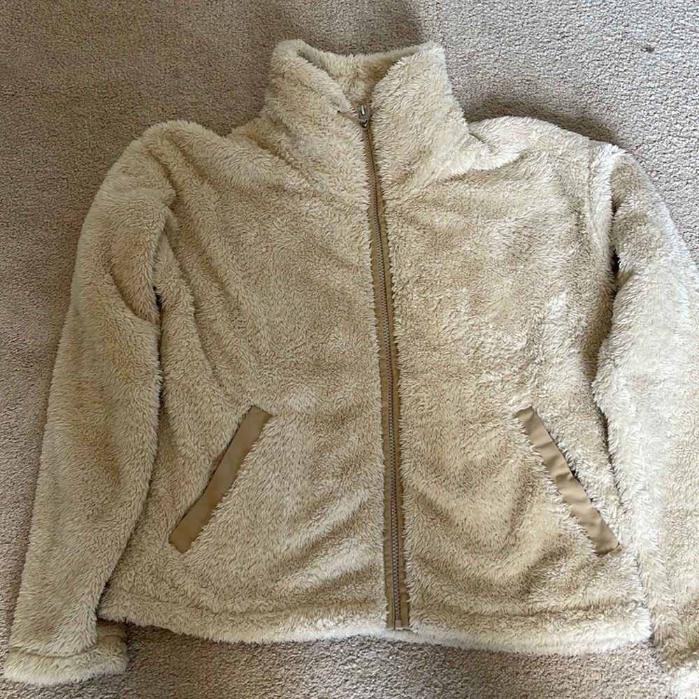 The North Face Women’s Size Medium Zip Up Sherpa Jacket